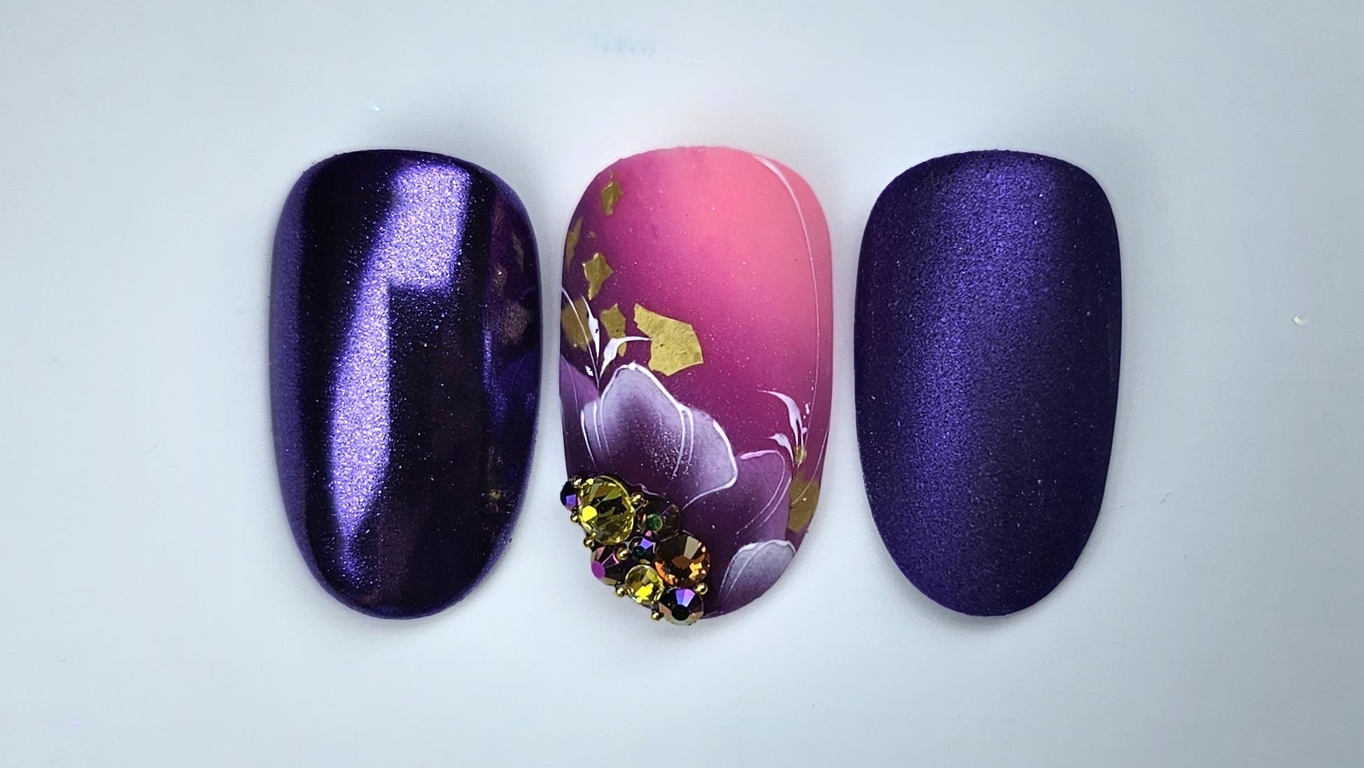 Lila egymozdulat virág